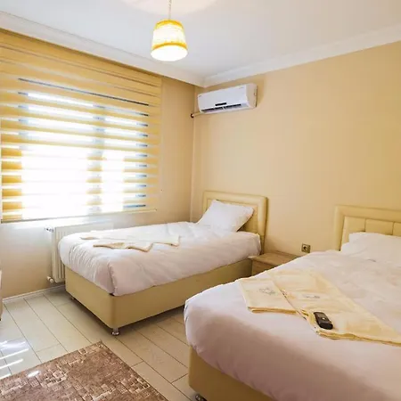 Lil'A Grande Deluxe Hotel By Al Amoudi