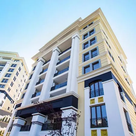 Lil'A Grande Deluxe Hotel By Al Amoudi